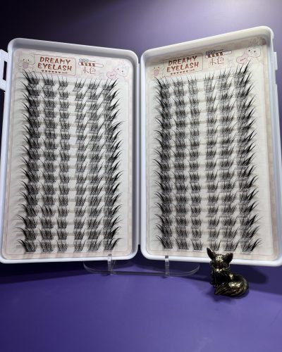 Накладні пучкові вії з ефектом очей лисиці від Dreamy Eyelash (192 пучки, без клею та пінцету)